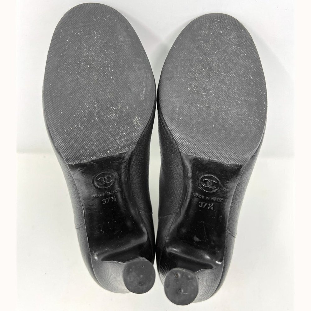 Chanel Black Leather Ankle Boots CC Logo Cap‎ Toe Heels 37.5 - Picture 9 of 11